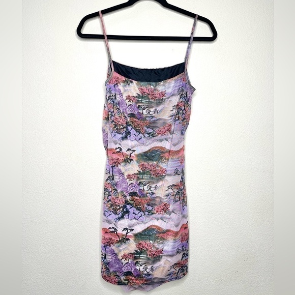 Prettylittlething Lilac Mixed Print Mesh Ruched Strappy Bodycon Dress size 10 - Picture 8 of 11
